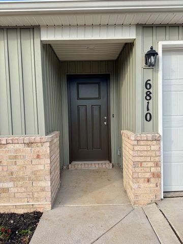 6810 SW Memphis Avenue, Bentonville, AR 72713