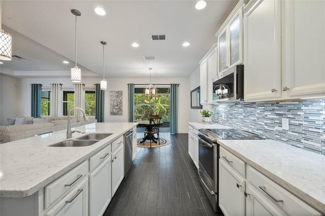 3893 WIND DANCER CIRCLE, St Cloud, FL 34772