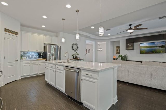 3893 WIND DANCER CIRCLE, St Cloud, FL 34772