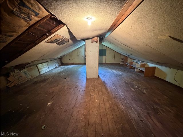 25625 Highland Road, Richmond Heights, OH 44143