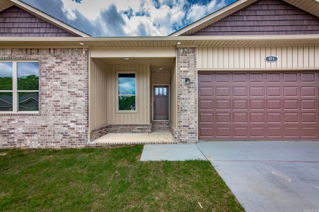 911 W Dell Vista Cove, Cabot, AR 72023