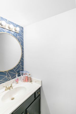 62 Washington Avenue, Streamwood, IL 60107