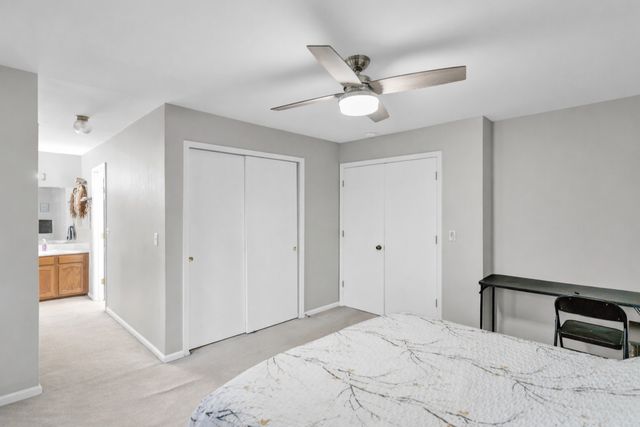 62 Washington Avenue, Streamwood, IL 60107