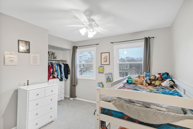 62 Washington Avenue, Streamwood, IL 60107