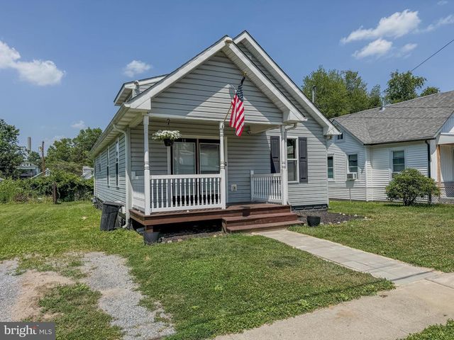 14 BROAD ST, Deepwater, NJ 08023