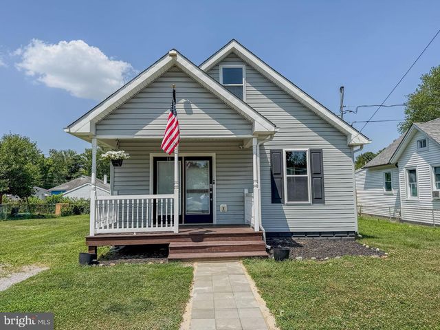 14 BROAD ST, Deepwater, NJ 08023