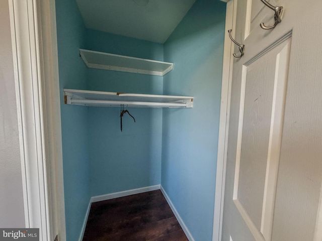 14 BROAD ST, Deepwater, NJ 08023