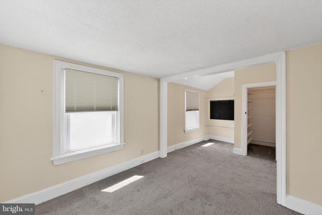 22 W BROAD ST, Malvern, PA 19355
