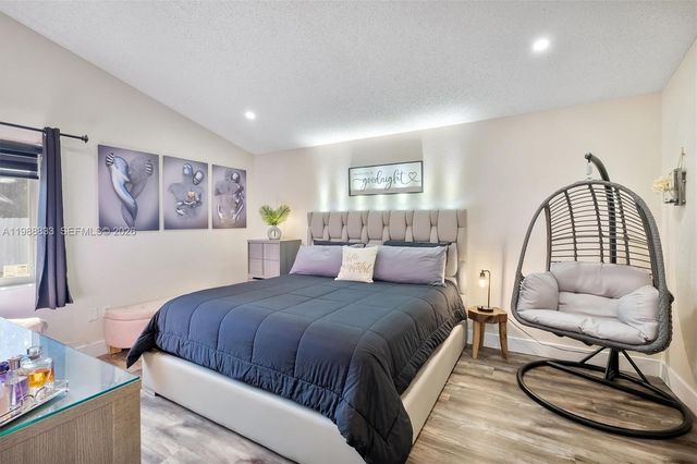 19031 NW 54th Ave, Miami Gardens, FL 33055