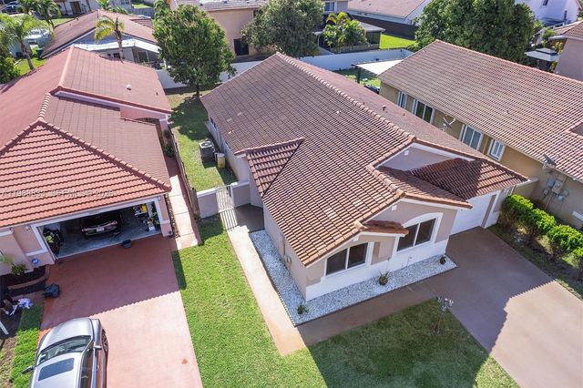 19031 NW 54th Ave, Miami Gardens, FL 33055