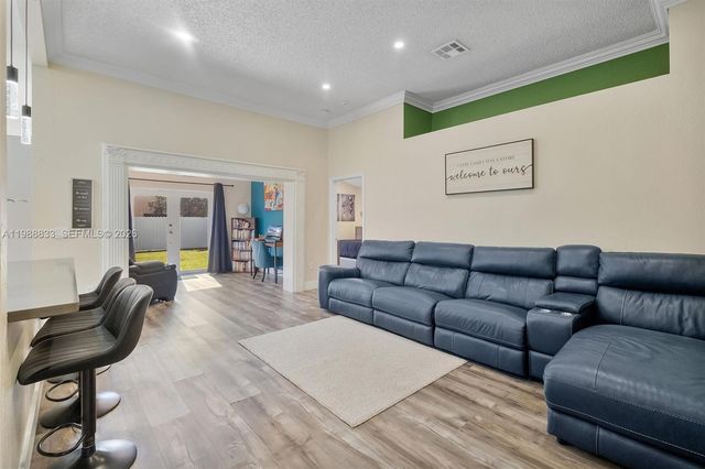 19031 NW 54th Ave, Miami Gardens, FL 33055