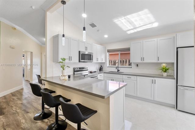 19031 NW 54th Ave, Miami Gardens, FL 33055