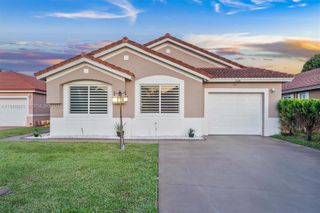 19031 NW 54th Ave, Miami Gardens, FL 33055