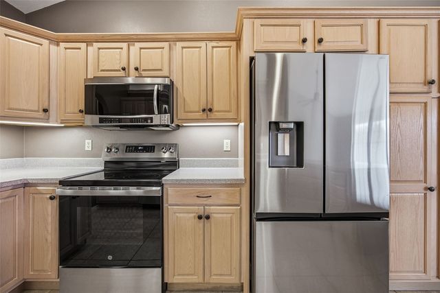 3386 64th Street, Palo, IA 52324