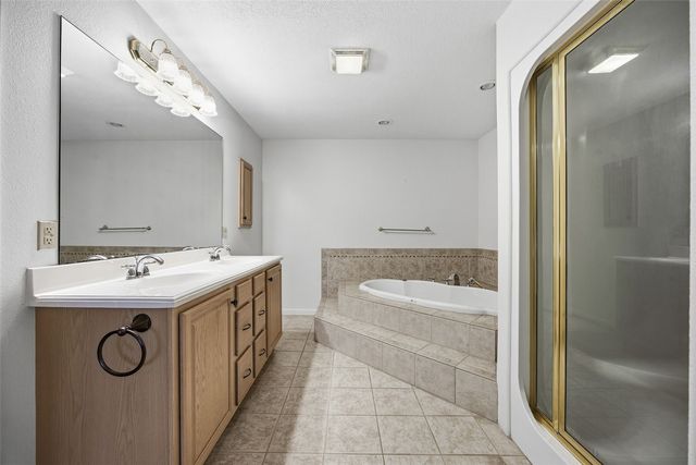 3386 64th Street, Palo, IA 52324