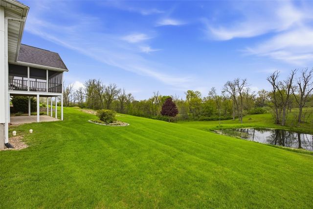 3386 64th Street, Palo, IA 52324