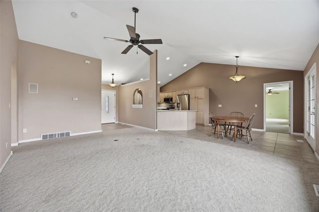 3386 64th Street, Palo, IA 52324