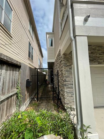 1211 Marconi Street, Houston, TX 77019