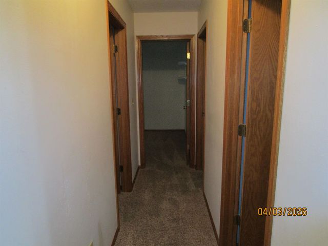 1215 6TH ST SW, Minot, ND 58701