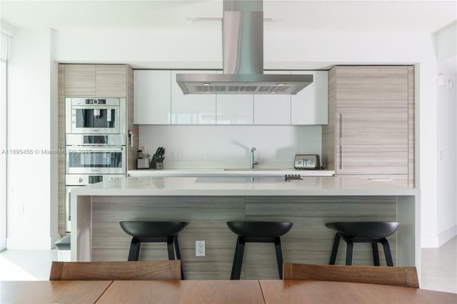 300 Sunny Isles Blvd 4-1101, Sunny Isles Beach, FL 33160