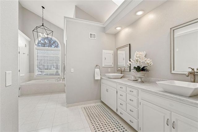 15209 Maple Court, Overland Park, KS 66223