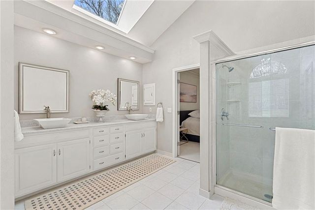 15209 Maple Court, Overland Park, KS 66223