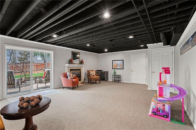 15209 Maple Court, Overland Park, KS 66223