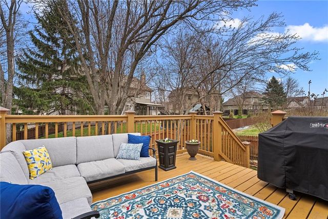 15209 Maple Court, Overland Park, KS 66223