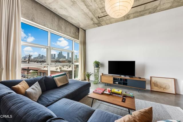 510 S Hewitt Street 405, Los Angeles, CA 90013