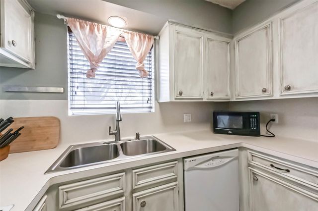 1718 Lexington Street, Deer Park, TX 77536