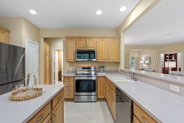 32 Willow Brook Dr, Bluffton, SC 29909