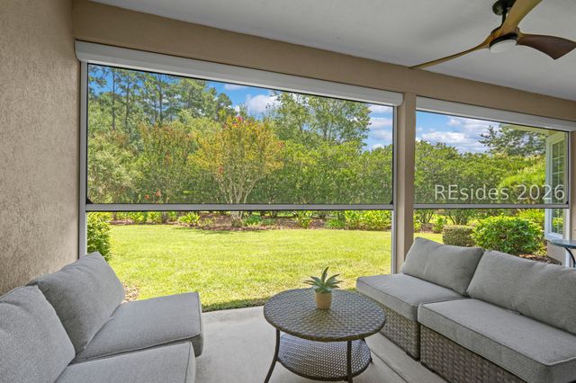 32 Willow Brook Dr, Bluffton, SC 29909