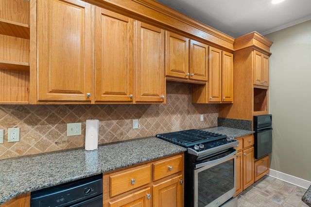 4 Spears Dr., Hattiesburg, MS 39402