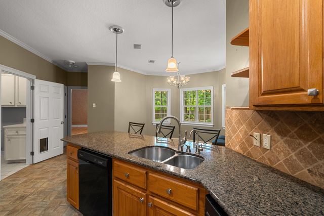 4 Spears Dr., Hattiesburg, MS 39402