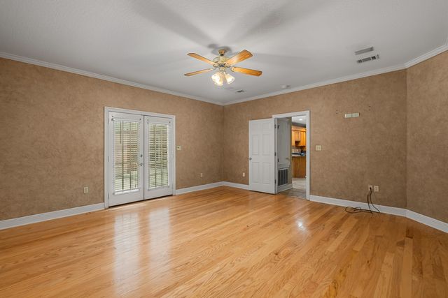 4 Spears Dr., Hattiesburg, MS 39402