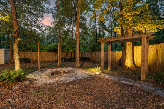 4 Spears Dr., Hattiesburg, MS 39402