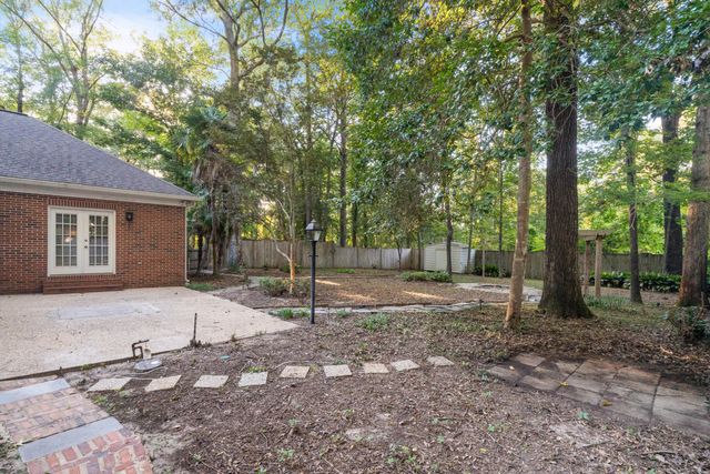 4 Spears Dr., Hattiesburg, MS 39402