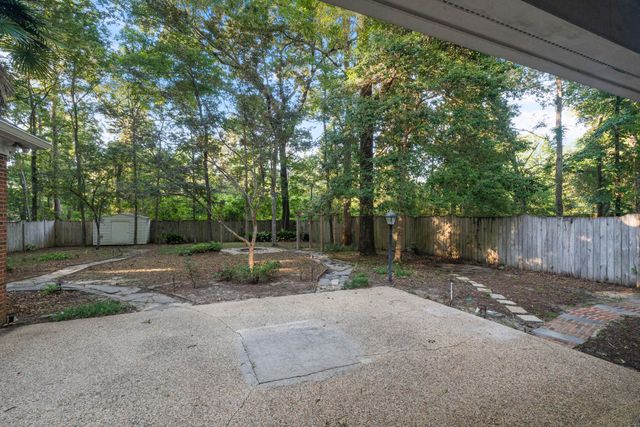 4 Spears Dr., Hattiesburg, MS 39402