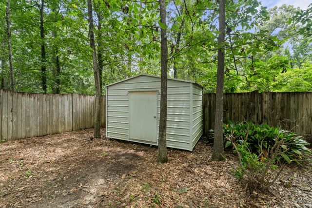 4 Spears Dr., Hattiesburg, MS 39402