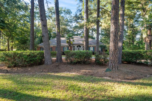 4 Spears Dr., Hattiesburg, MS 39402