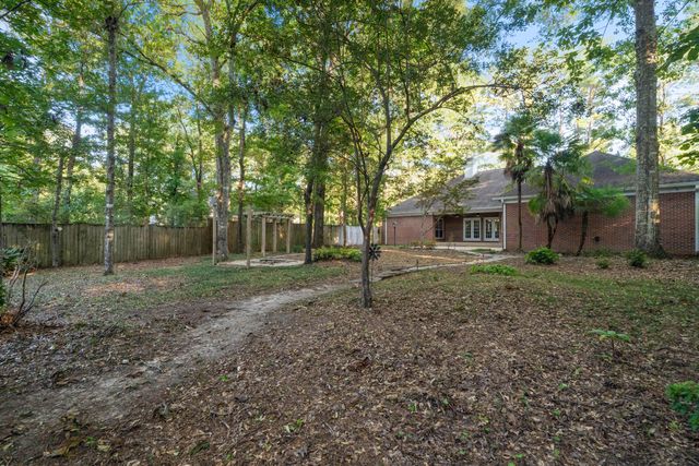 4 Spears Dr., Hattiesburg, MS 39402