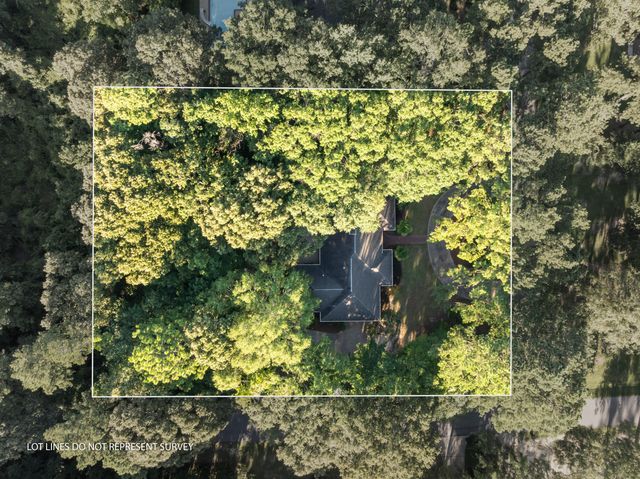 4 Spears Dr., Hattiesburg, MS 39402