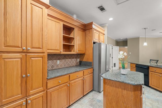 4 Spears Dr., Hattiesburg, MS 39402