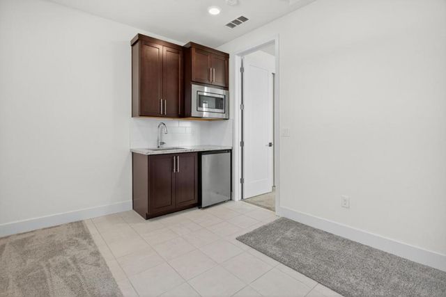 6640 Silverleaf Court, Tracy, CA 95377