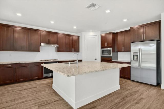 6640 Silverleaf Court, Tracy, CA 95377