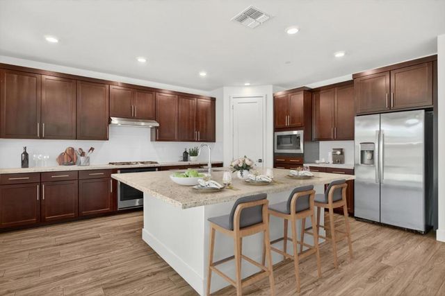 6640 Silverleaf Court, Tracy, CA 95377