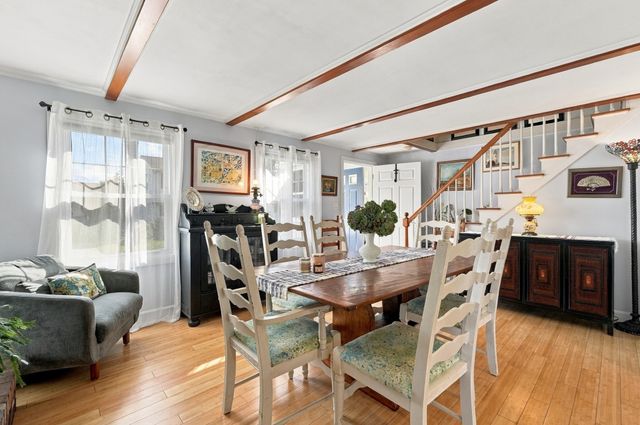 25 Bellevue St, New Bedford, MA 02744