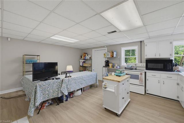 261 Westerly Park Road, Eden, NC 27288