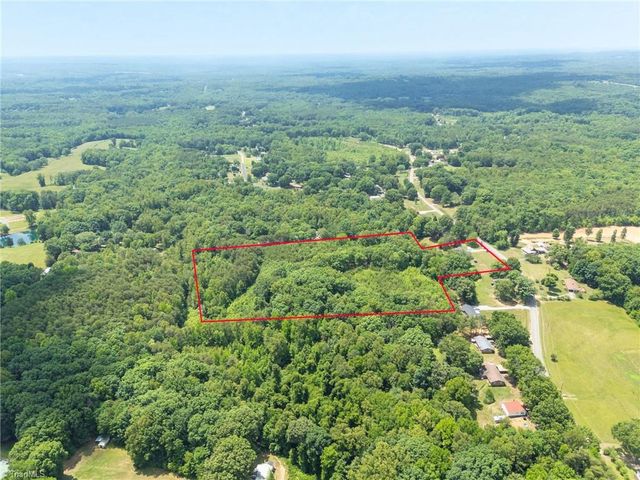 261 Westerly Park Road, Eden, NC 27288