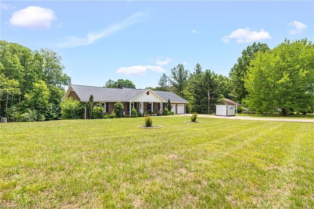 261 Westerly Park Road, Eden, NC 27288